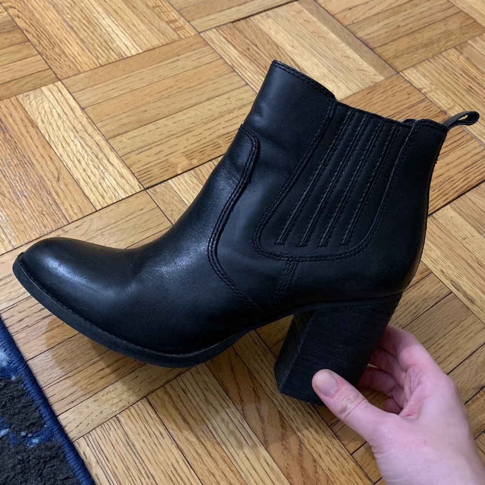 Steve Madden Black Leather Booties